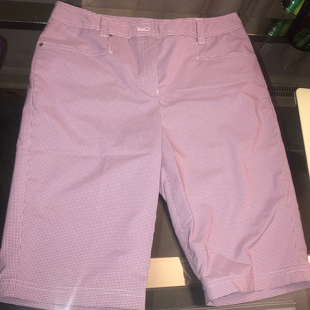 Women’s golf shorts